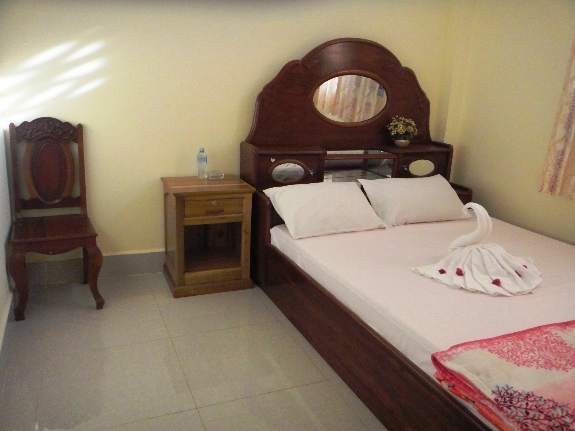 Piphub Thmey Guesthouse Kampot Extérieur photo