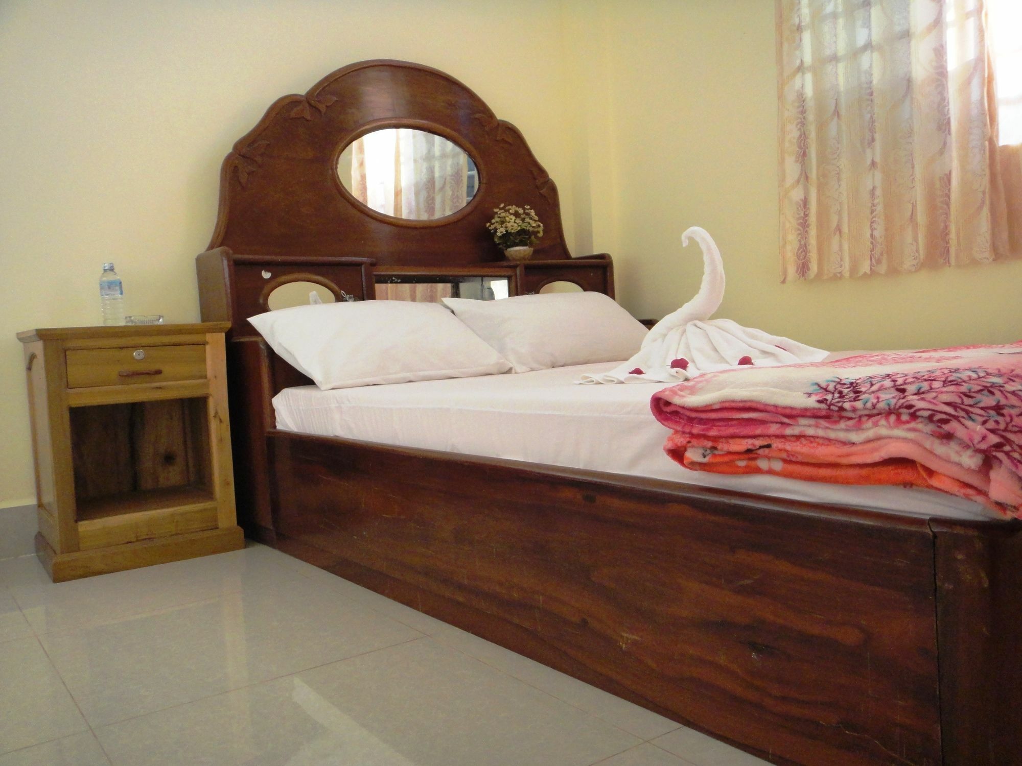 Piphub Thmey Guesthouse Kampot Extérieur photo